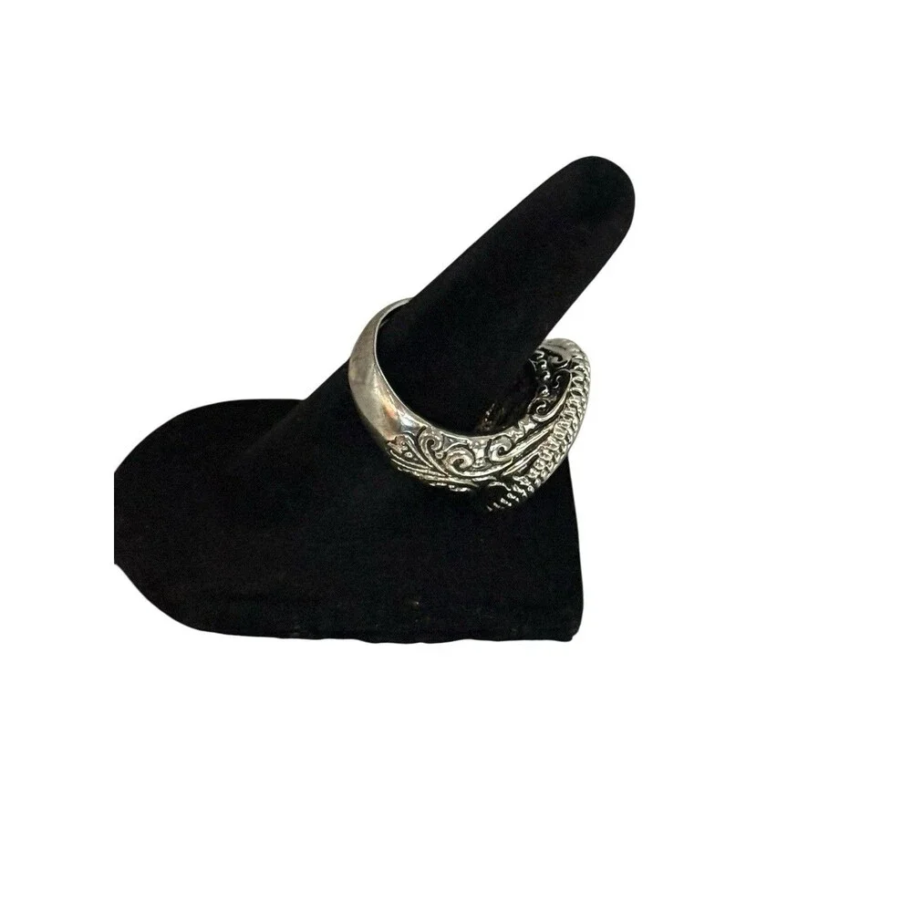 Women’s Bold Silver Filigree Cocktail Ring with Black Gem Size 7  Vintage Style